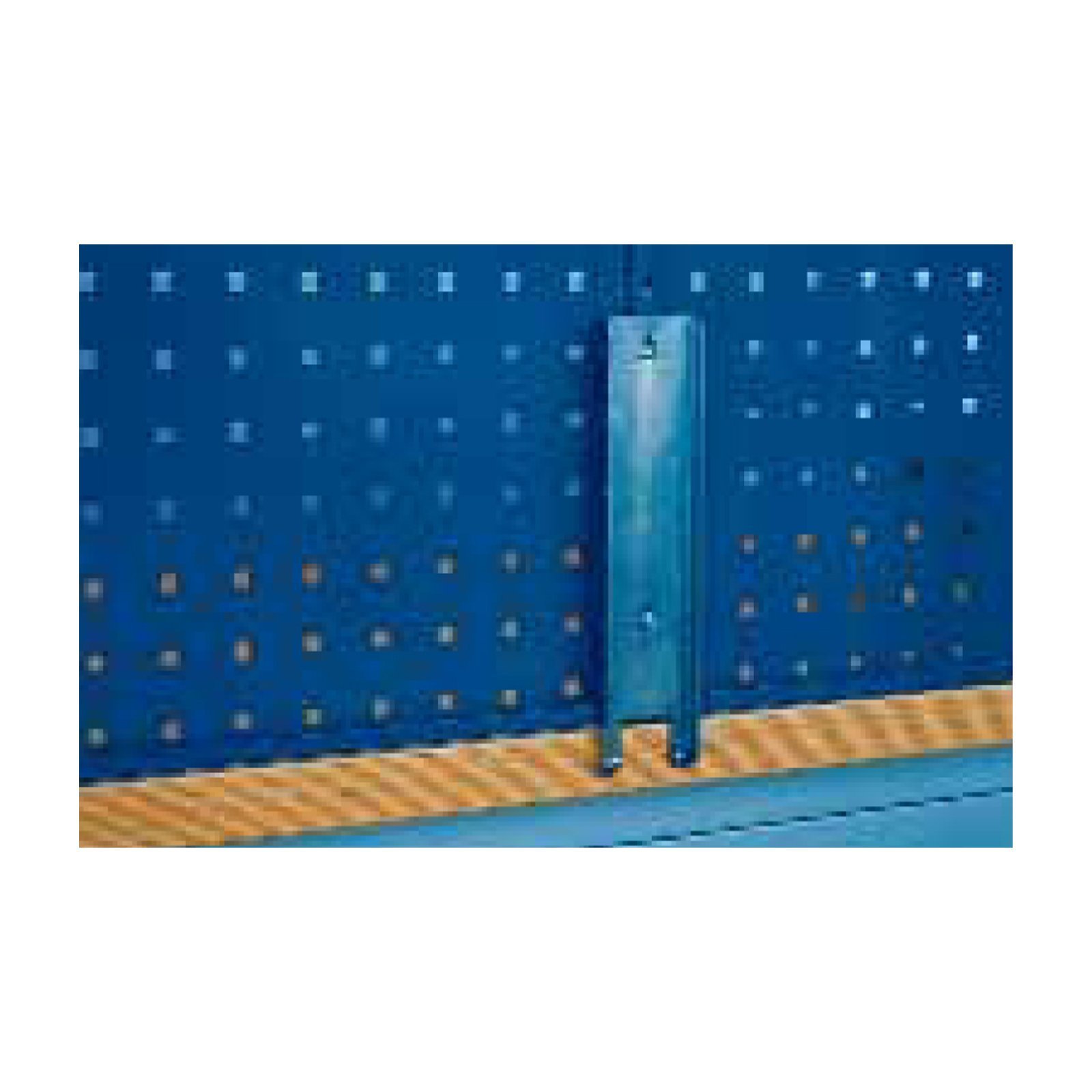Single Height Bott Perfo Bench Panel Support Bracket – 08030050